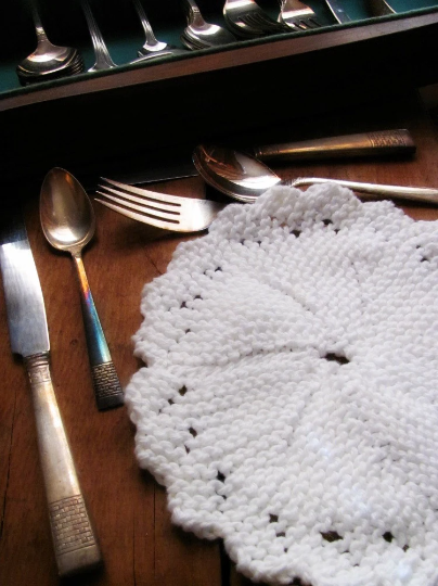 Hand Knit Cotton Cloth "Snowflake"